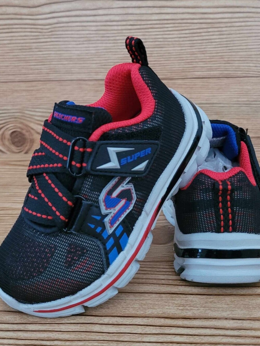 SKECHERS Nitrate Z-Strap Gel-Infused
